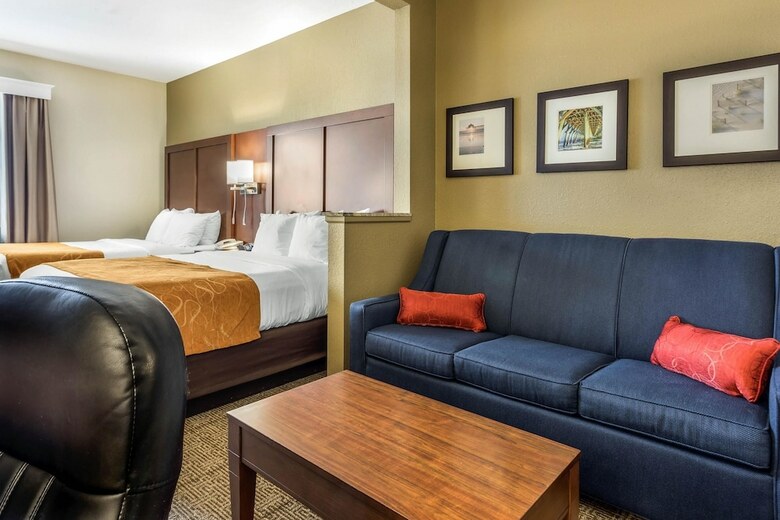 Hotel Comfort Suites