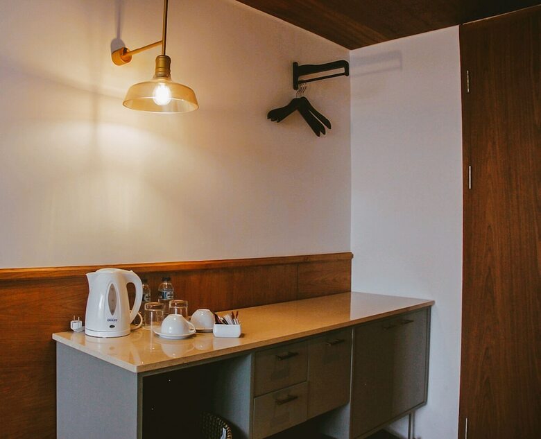 Blackbird Hotel
