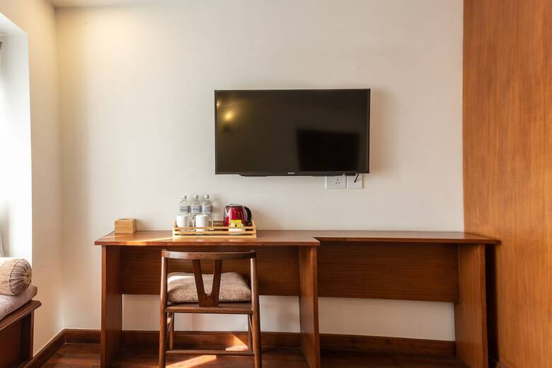 Hotel Timber House