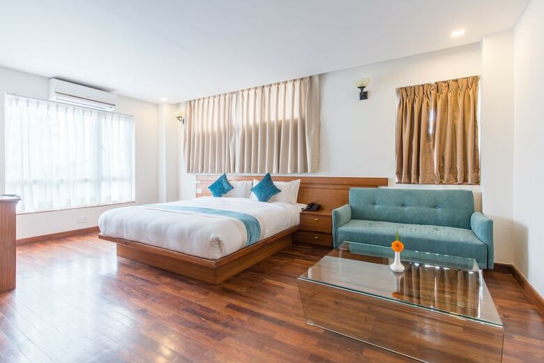 Hotel Timber House