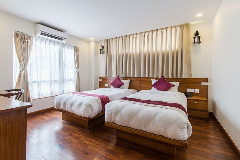Hotel Timber House