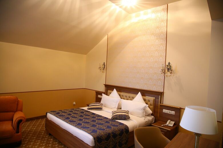 Hotel Multi Rest House