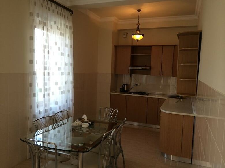 Hotel Multi Rest House