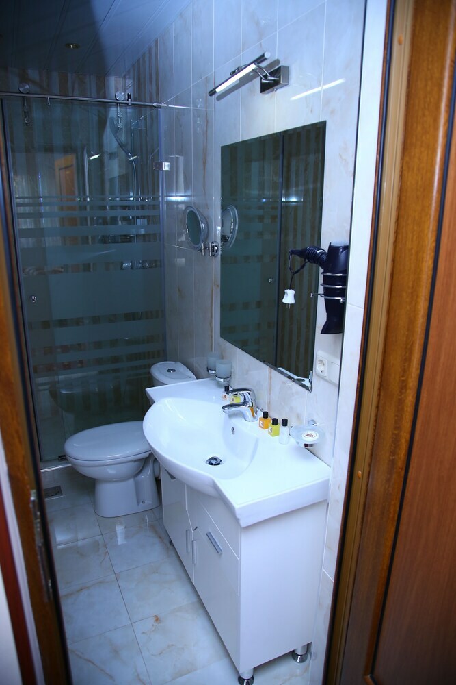 Hotel Multi Rest House