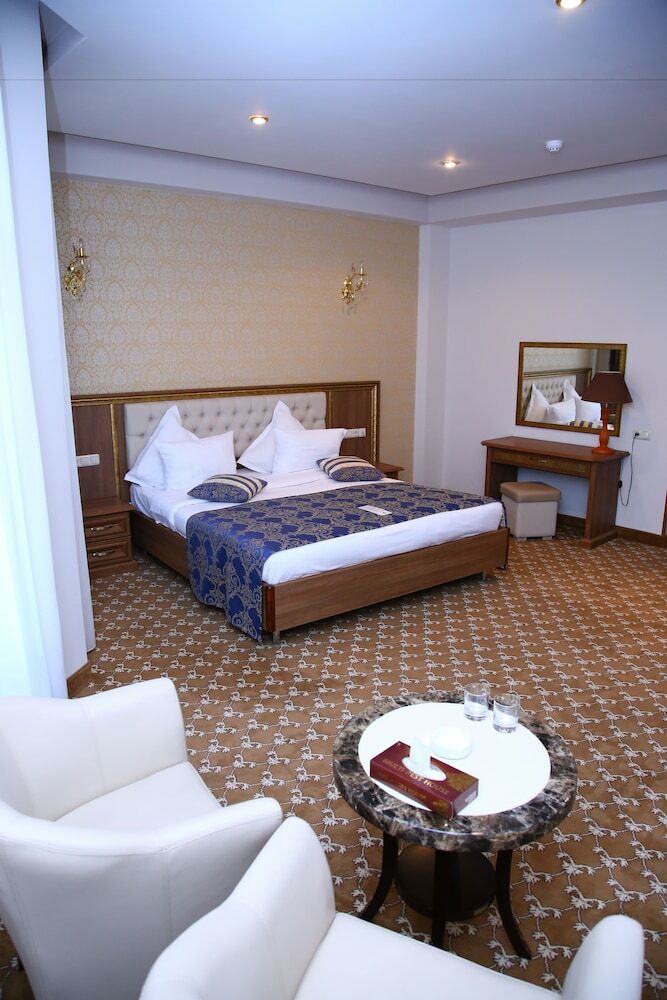 Hotel Multi Rest House
