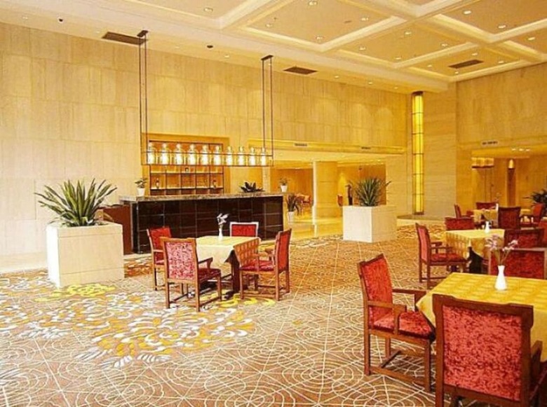 Aoyuan Golf Hotel