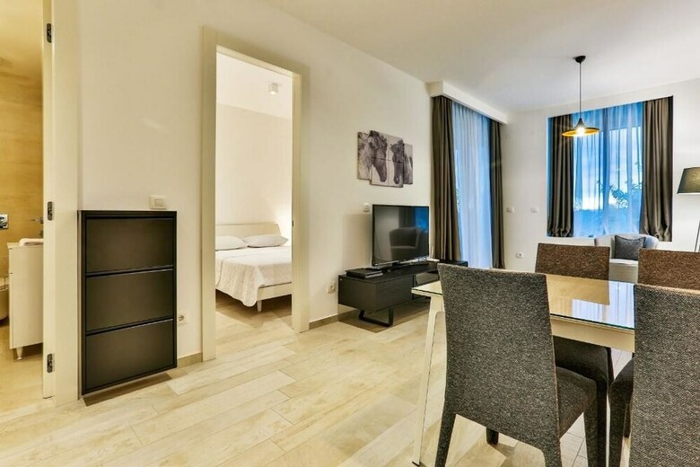 Aparthotel Royal Gardens Apartments