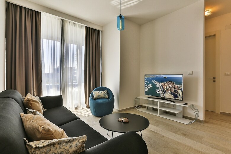 Aparthotel Royal Gardens Apartments