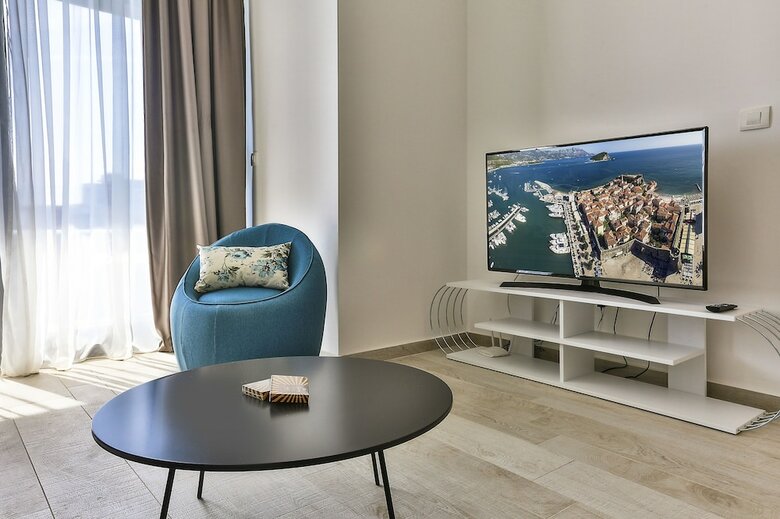 Aparthotel Royal Gardens Apartments