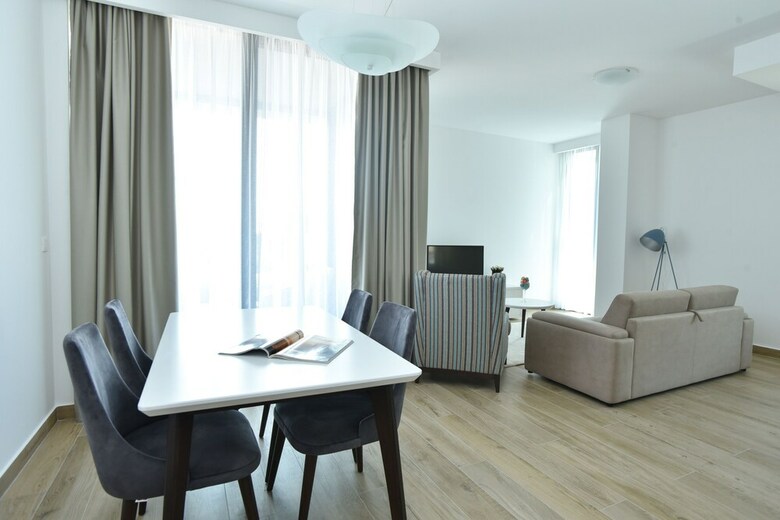 Aparthotel Royal Gardens Apartments