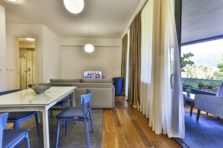 Aparthotel Royal Gardens Apartments