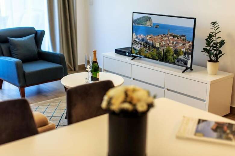 Aparthotel Royal Gardens Apartments
