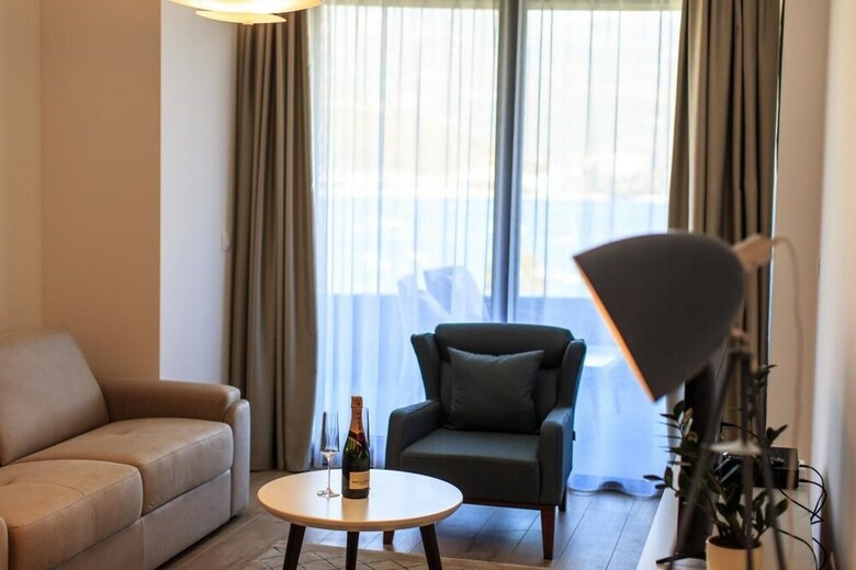 Aparthotel Royal Gardens Apartments