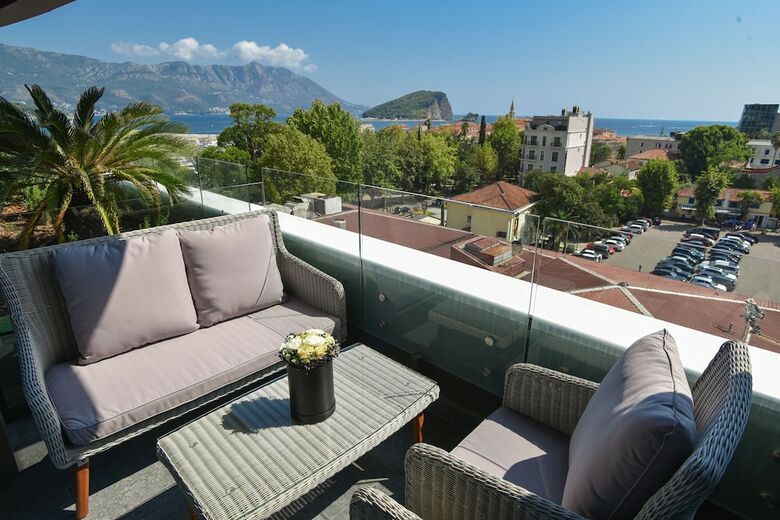 Aparthotel Royal Gardens Apartments