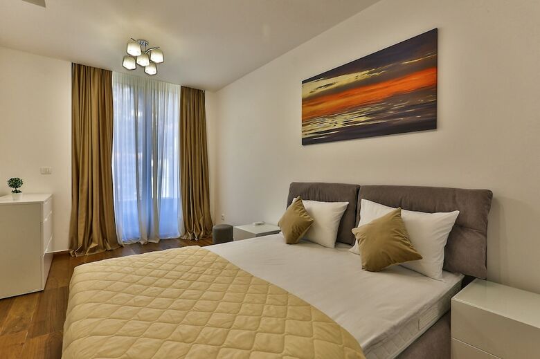 Aparthotel Royal Gardens Apartments