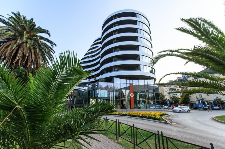 Aparthotel Royal Gardens Apartments