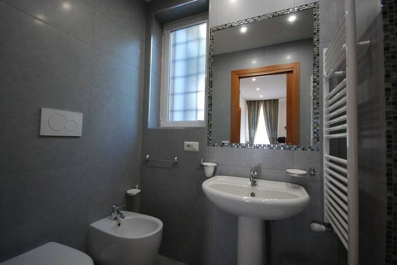 Hotel L'oasi Al Pigneto - Guest House