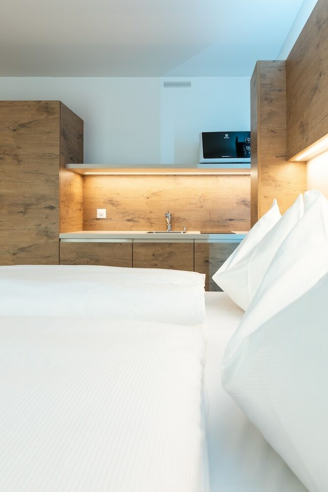 Jet Hotel Zurich Airport