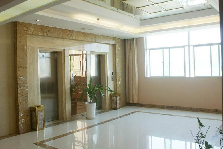 Oriental Shine Hotel Dayun Branch