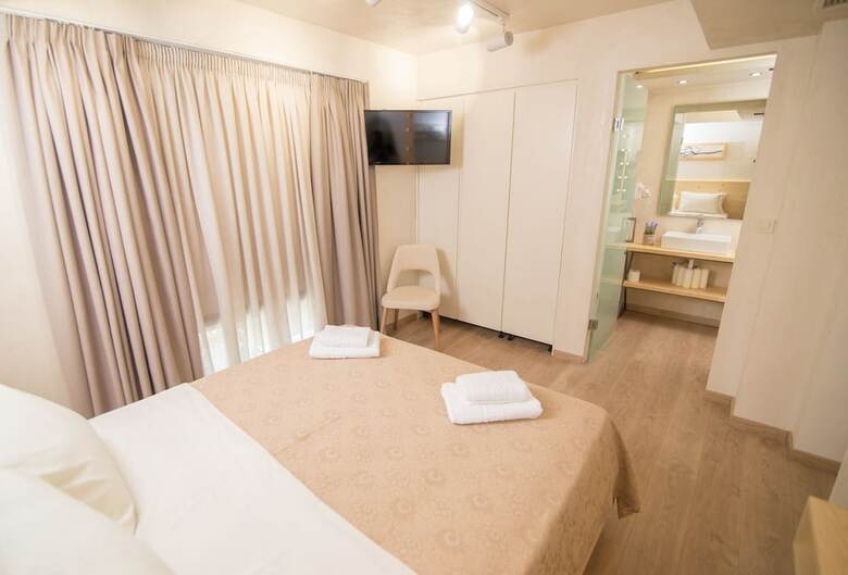 Hotel Panellinion Luxury Rooms