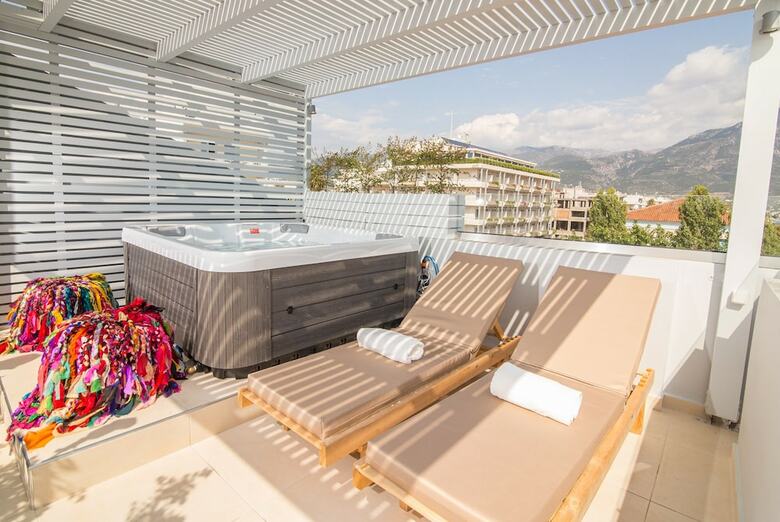 Hotel Panellinion Luxury Rooms