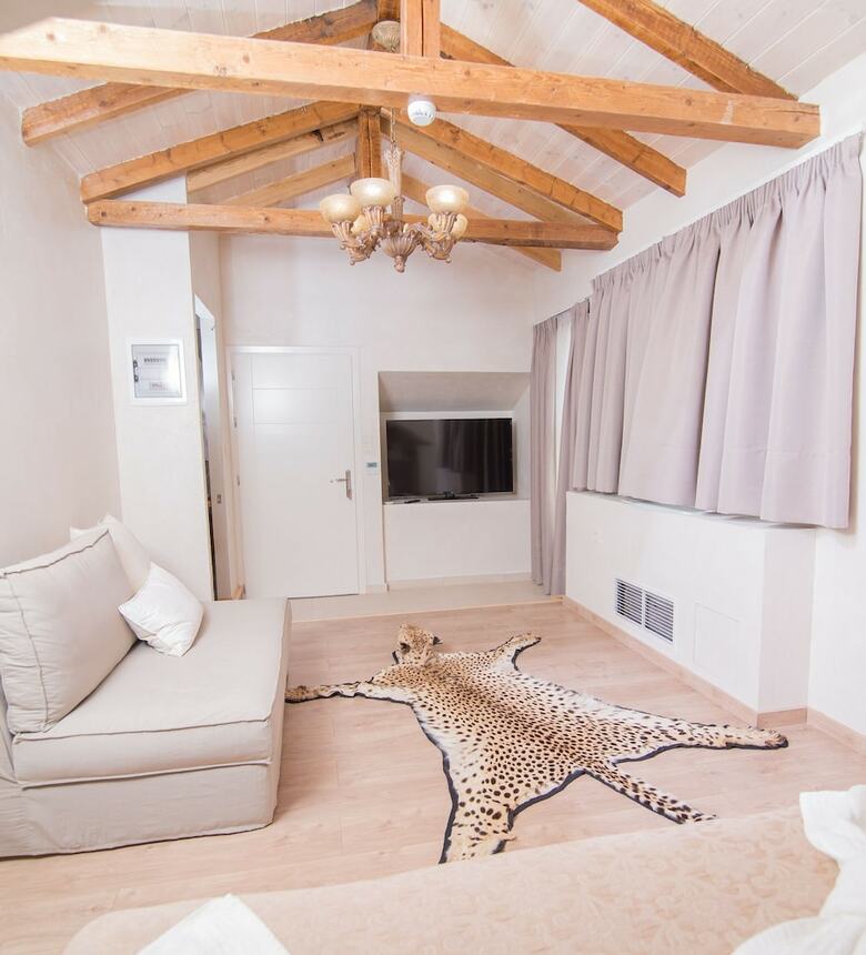 Hotel Panellinion Luxury Rooms
