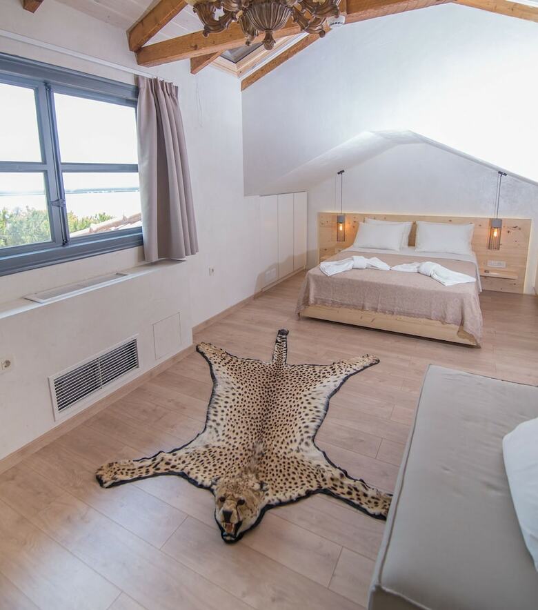 Hotel Panellinion Luxury Rooms
