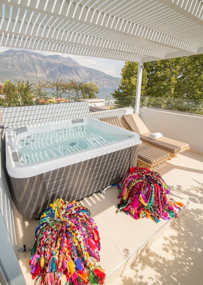 Hotel Panellinion Luxury Rooms