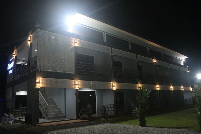 Hotel Charin Village