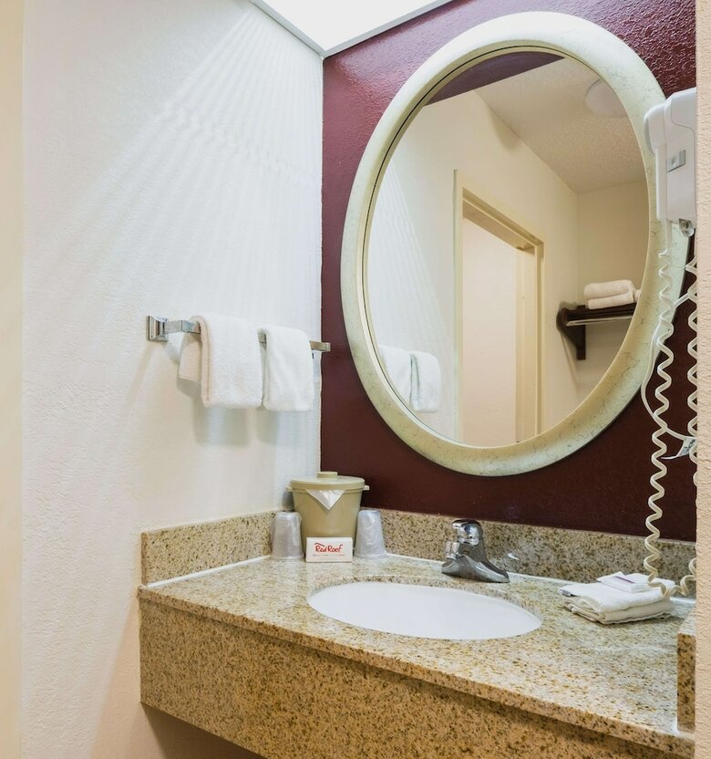 Hotel Red Roof Inn & Suites Savannah Gateway