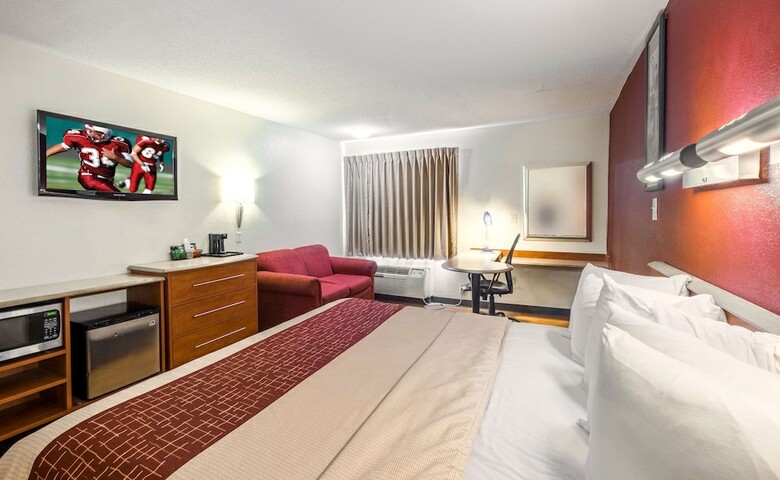 Hotel Red Roof Inn & Suites Savannah Gateway
