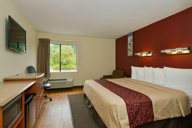 Hotel Red Roof Inn & Suites Savannah Gateway