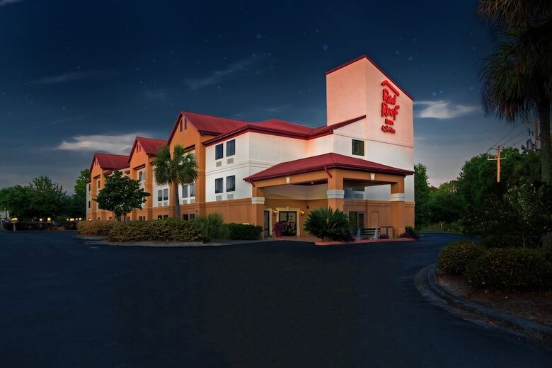 Hotel Red Roof Inn & Suites Savannah Gateway