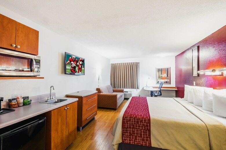 Hotel Red Roof Inn & Suites Savannah Gateway