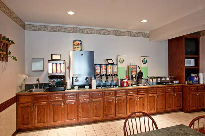 Hotel Country Inn & Suites By Radisson, Elk River, Mn