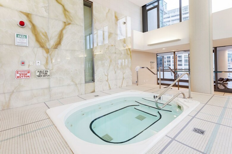 Apartamentos Penthouse With Cn Tower View