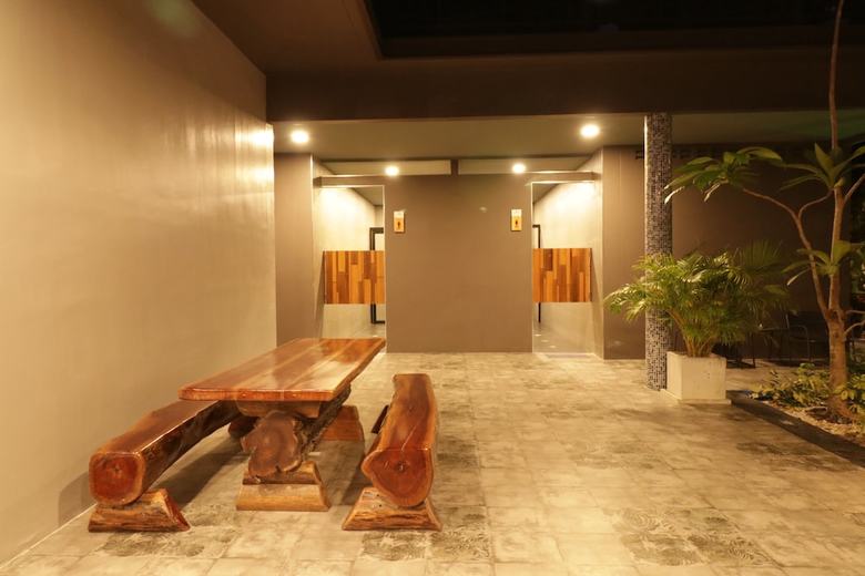 Hotel The Scene Cliff View Villas