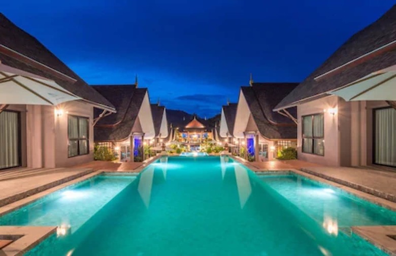 Hotel The Scene Cliff View Villas