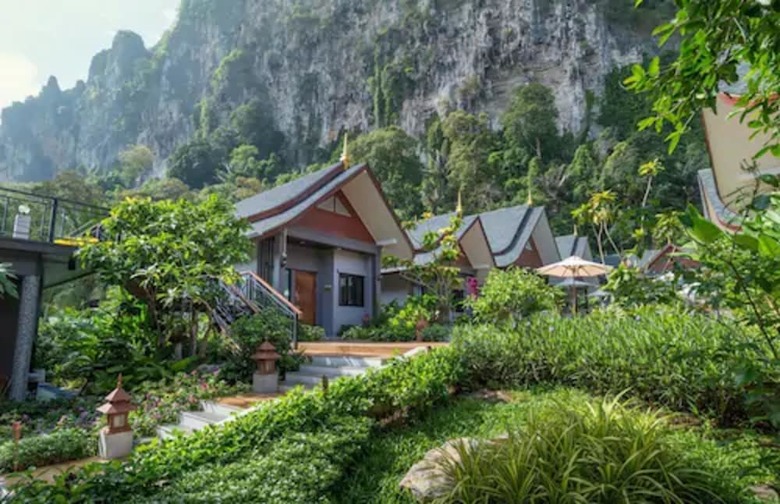 Hotel The Scene Cliff View Villas