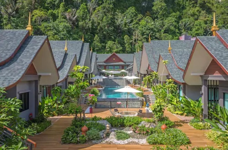 Hotel The Scene Cliff View Villas
