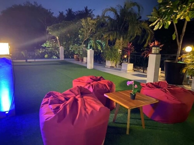 Hotel The Scene Cliff View Villas