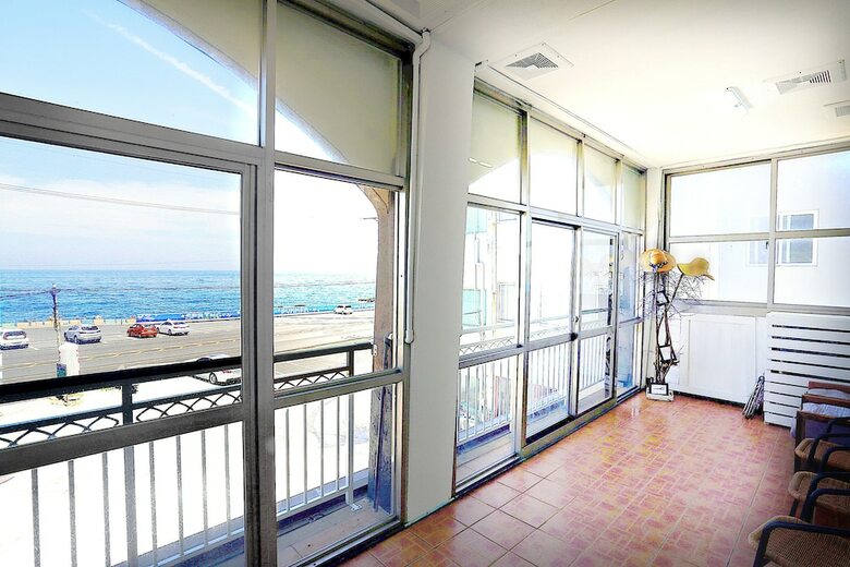Pension Jeju Beach House