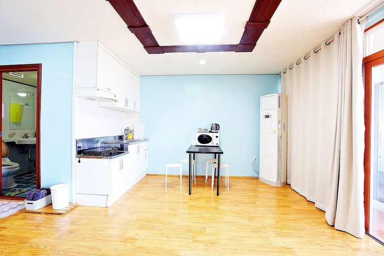 Pension Jeju Beach House