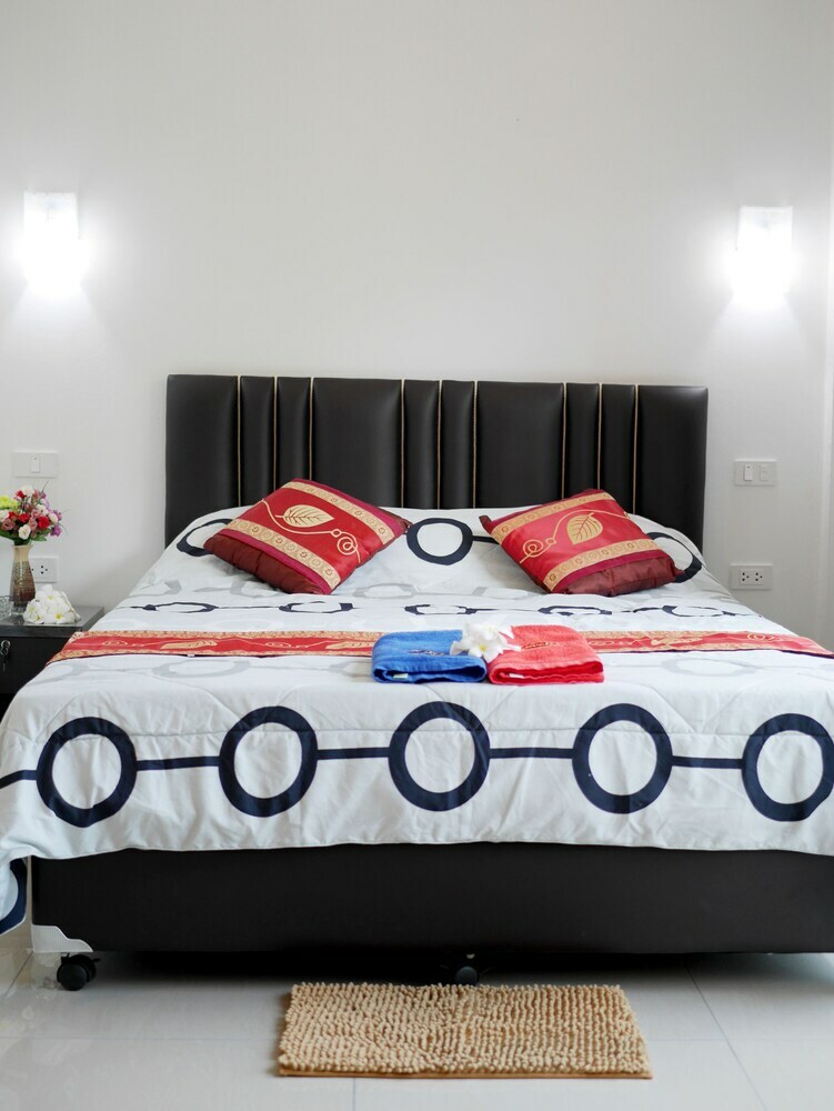 Hotel Sawasdee Orange Rawai Phuket