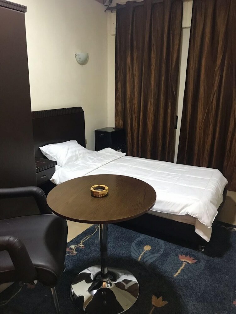 Aparthotel Nour Hotel Apartments