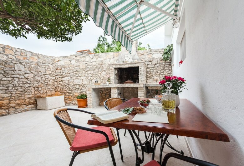 Hotel Guest House Mara