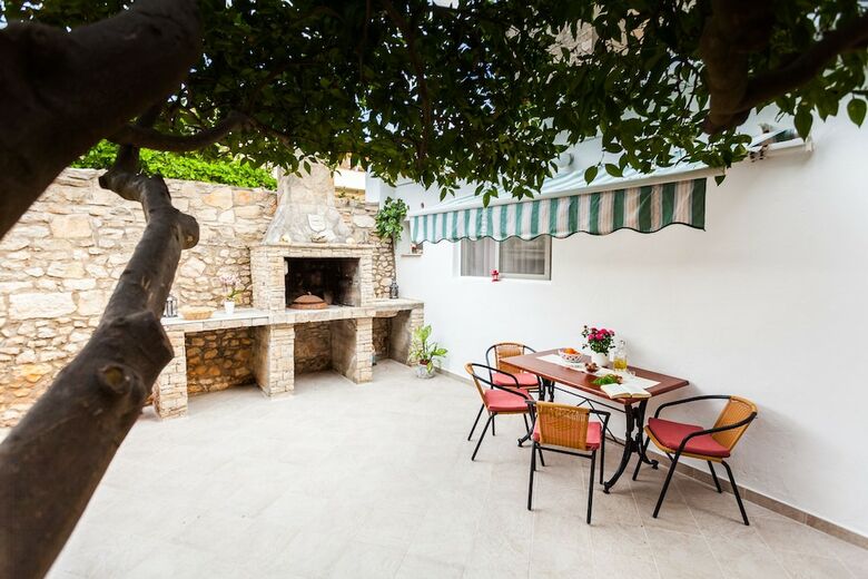 Hotel Guest House Mara