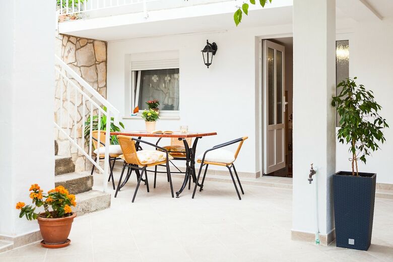 Hotel Guest House Mara