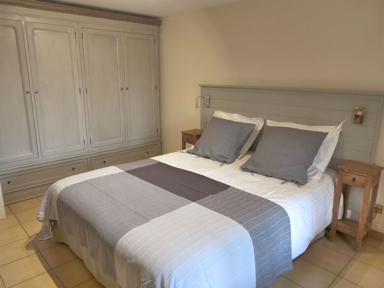 Hotel Villa Theba�de Chambres D'h�tes