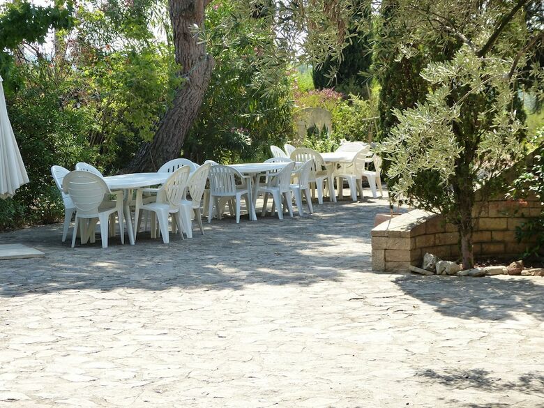 Hotel Villa Theba�de Chambres D'h�tes